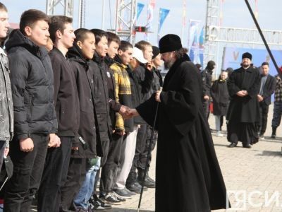 Торжественные проводы призывников в ряды Вооруженных сил РФ прошли в Якутске