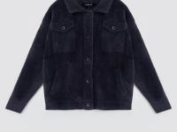 Жакет с высоким ворсом и нагрудными карманами