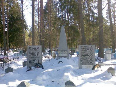 Братская могила 78 советских воинов, погибших в 1941 и 1943 гг. в боях с немецко-фашистскими захватчиками