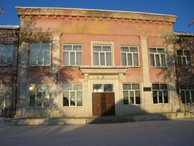 Здание, в котором в годы Великой Отечественной войны размещался госпиталь