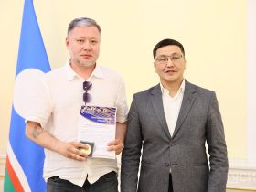 Сергей Местников наградил организаторов двух спартакиад в Якутии