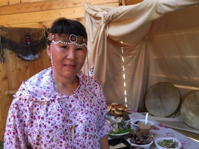 На Ысыахе Туймаады проводят конкурс «Женщина. Мать. Надежда будущих поколений»