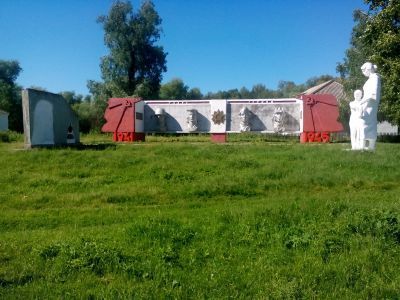 Памятник воинам, погибшим в годы Великой Отечественной войны (1941-1945 гг.). Обелиск