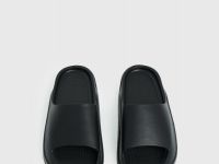 Шлёпанцы на объёмной подошве, Черный