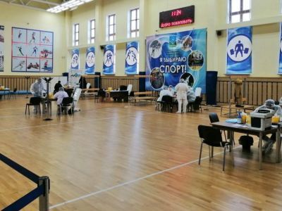 Амбулаторный центр принимает сотню пациентов в день