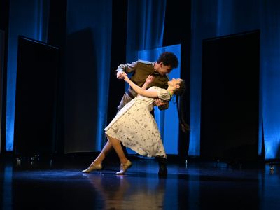 Билеты на Белые цветы. Отражение / Ак Чәчәкләр Кебек... (ТЮЗ им. Кариева) / Театр | Афиша | ИнфоТаймс