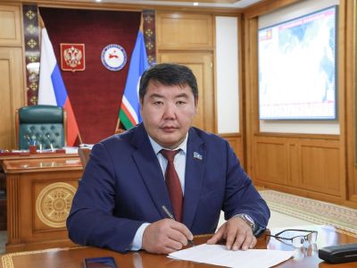 Алексей Еремеев поздравил с 80-летием Великой Победы