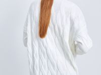 Свитер свободного кроя