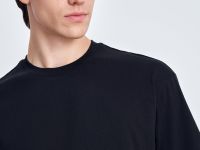 Базовая футболка из хлопка прямого силуэта