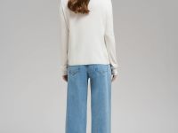 Легкий базовый джемпер прямого кроя