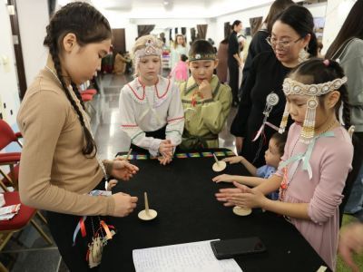 Первый форум «Говорим на языке саха»: Дню Республики Саха (Якутия) посвящается