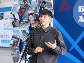 Московские школьники передали памятный костыль строителям железной дороги Якутск – Магадан