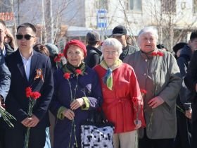 В Якутске почтили память героев, павших в боях на озере Ильмень