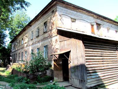 Здание келий