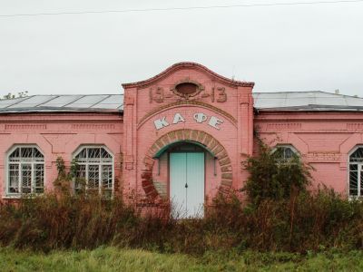 Здание земской школы