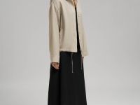 Легкая куртка изо льна и вискозы