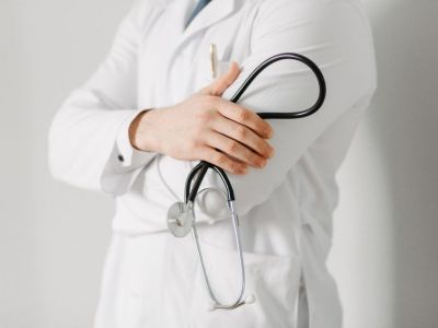 В Минздраве Якутии проинформировали о состоянии сбитой мотоциклистом девочки