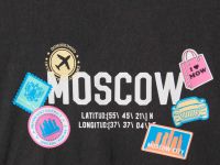Чёрная футболка оверсайз с варкой и принтом Глория Джинс