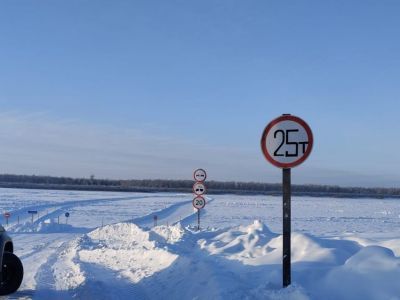 На автозимнике «Амга» в Усть-Майском районе понизили грузоподъемность