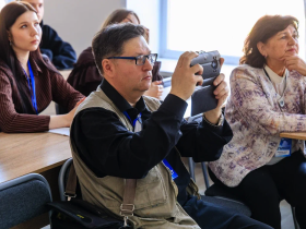 Медиа саммит в Биробиджане: газета против клипового мышления - как удерживать читателя в эпоху скролла