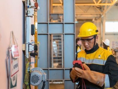 Чтобы увеличить число местных кадров в промышленности, надо перестроить систему профподготовки