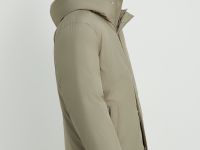 Пуховое полупальто с капюшоном и воротником-стойкой