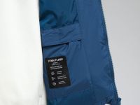 Утепленная куртка с капюшоном