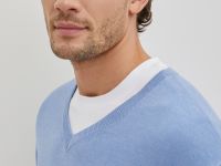 Джемпер с v-образным вырезом