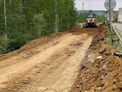 В микрорайон Заречный строят тротуар