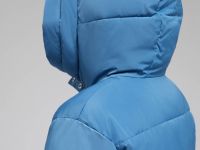 Утепленная куртка с капюшоном