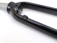 Жесткая алюминиевая вилка Format 1-1/8-1.5 28&quot; (черный 187 мм эксцентрик 9 мм шток 1 1/8&quot;-1.5&quot; (28.6 мм - 38.1 мм), алюминий для дисковых тормозов)