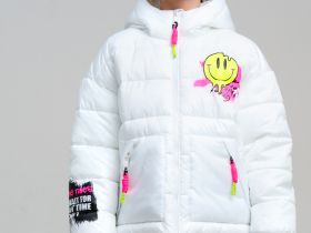 Куртка текстильная с полиуретановым покрытием для девочек