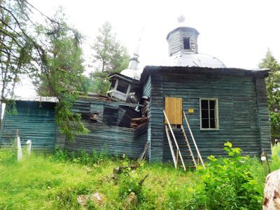 Здание бывшей деревянной часовни в с. Кони Княжпогостского района