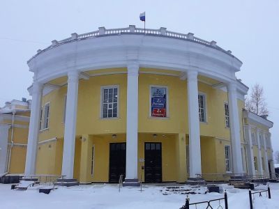 Клуб в честь 10-летия Октября