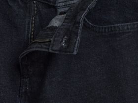 Узкие джинсы, Черный