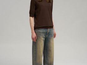 Легкий джемпер с коротким рукавом