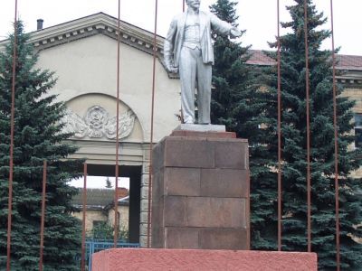 Памятник В.И. Ленину