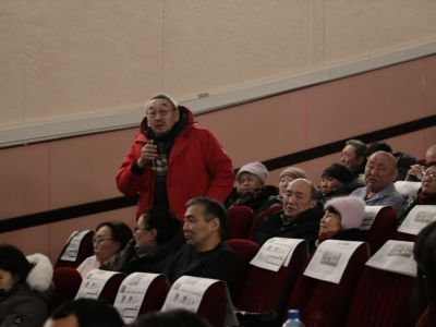 Арылахцы на отчете говорили про насущные проблемы