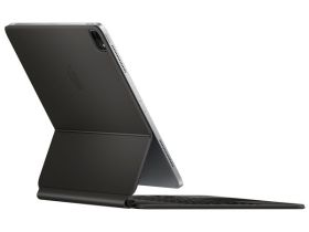 Apple Magic Keyboard с трекпадом для iPad Pro 12.9" (3-го, 4-го, 5-го и 6-го поколений) русская раскладка (черный) (MJQK3)
