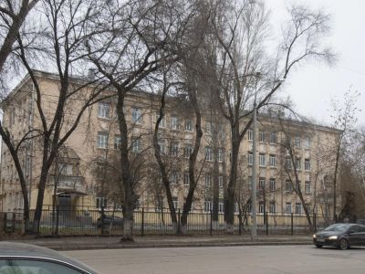 Школа № 120. Архитектор А.Крылов