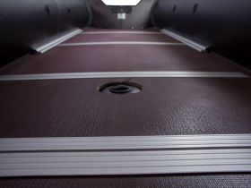 Лодка ПВХ RIVERBOATS 390 Киль