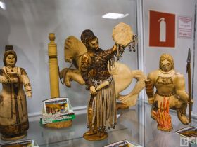 Пришел в творчество на пенсии: как якутянин создает настоящие шедевры из корней деревьев