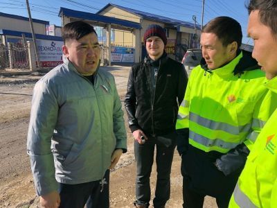 Активисты ОНФ провели мониторинг дорог Якутска, отмеченных на карте убитых дорог