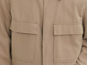 Ветровка из хлопка с отложным воротником