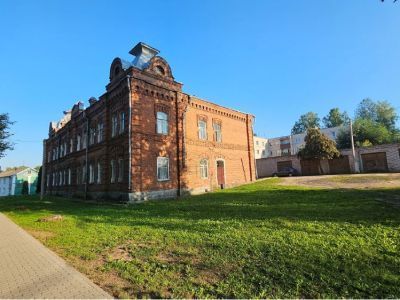 Здание земства