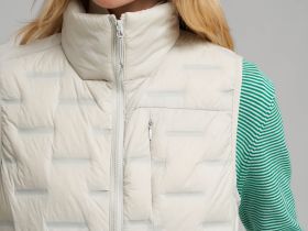 Стеганый пуховый жилет