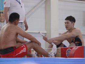 Международный турнир по мас-рестлингу в Якутии запомнился сенсациями