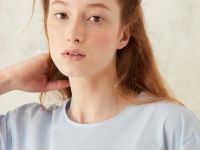 Платье свободного кроя со складками