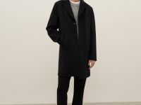 Мужское полупальто прямого силуэта