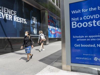 Глава ВОЗ заявил об угрозе появления более опасного штамма коронавируса